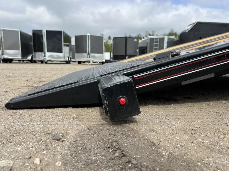 2024 Diamond C 7X24 20K Tilt Deck Equipment Trailer w/Spare Mount - Image 13
